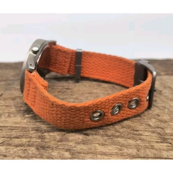 Vintage Guess 36mm Watch 1997 Silver Tone Orange Fabric Band - New Battery - Picture 2 of 8